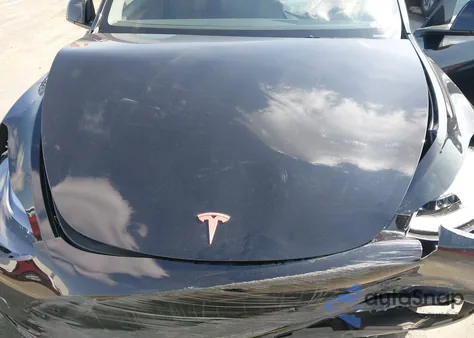 2023 Tesla Model Y Rwd from USA, damaged, VIN 7SAYGDED3PF923668